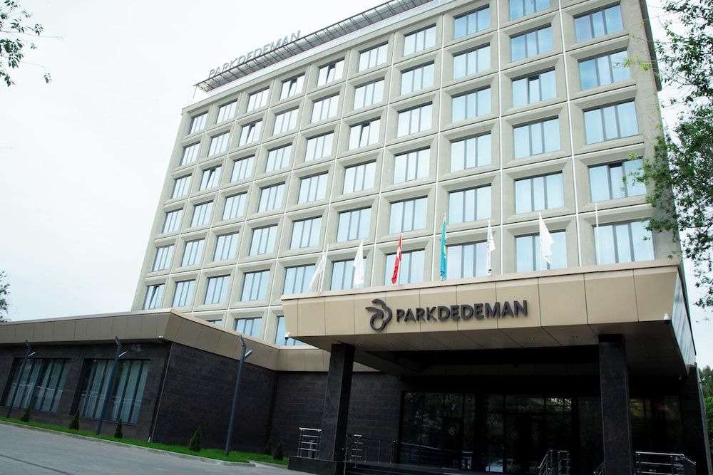 Park Dedeman Almaty 4 estrellas en Almaty