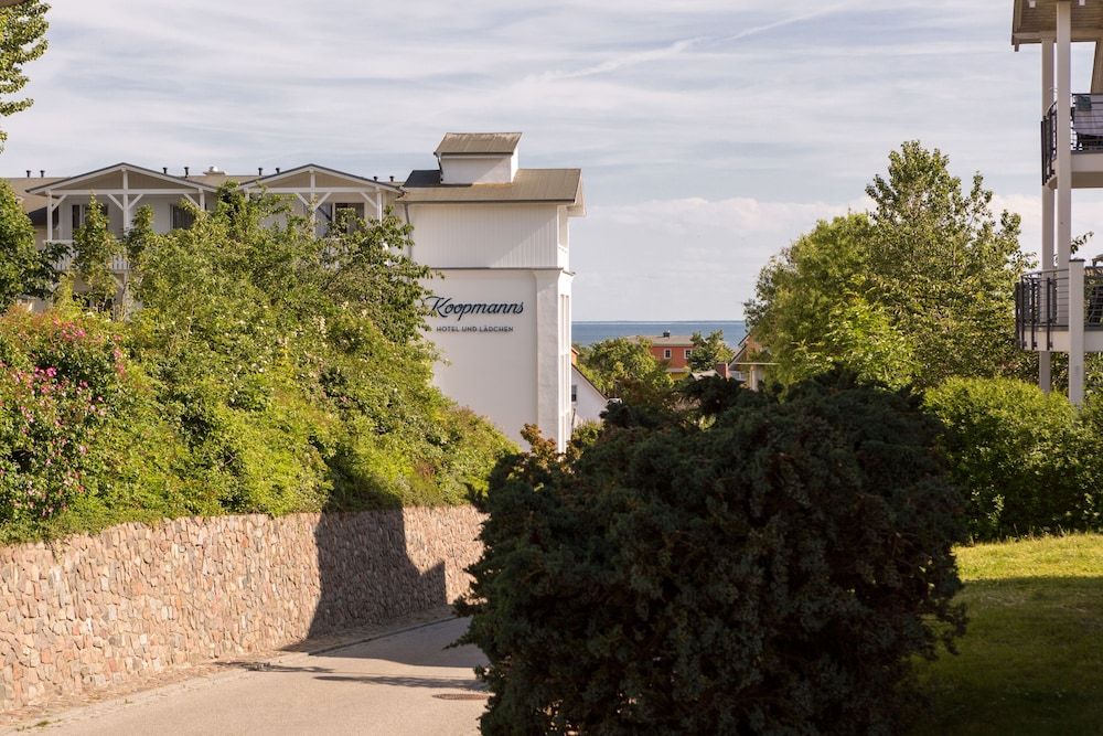 Koopmanns Hotel und Lädchen -1 estrelas em Göhren