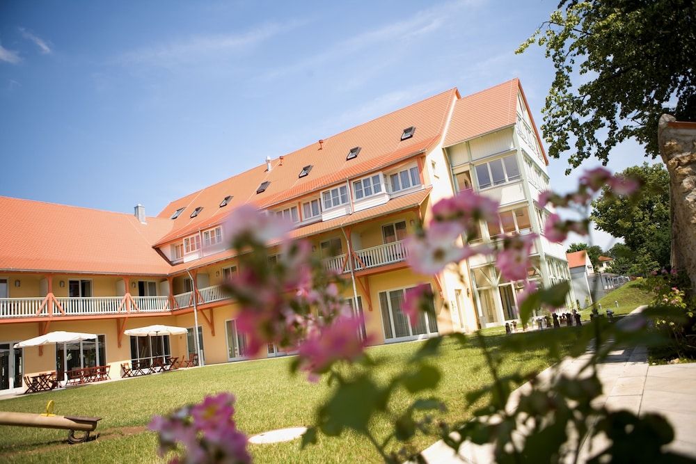 JUFA Hotel Nördlingen 3 estrelas em Nördlingen