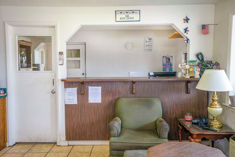 OYO Hotel Opp Al, Floral Hwy 2