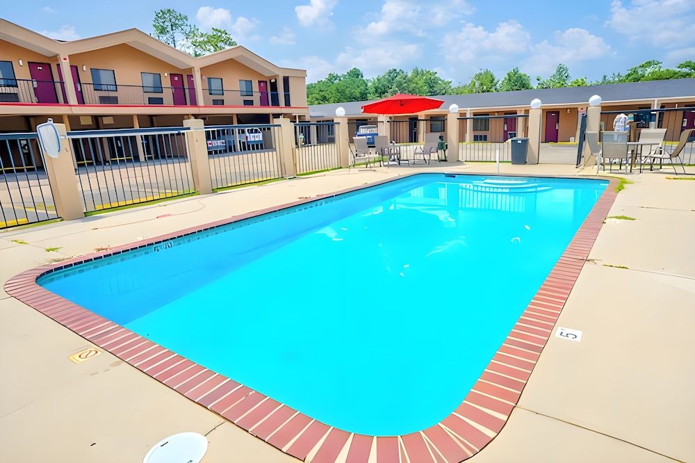 OYO Hotel Opp Al, Floral Hwy 1 estrelas em Opp