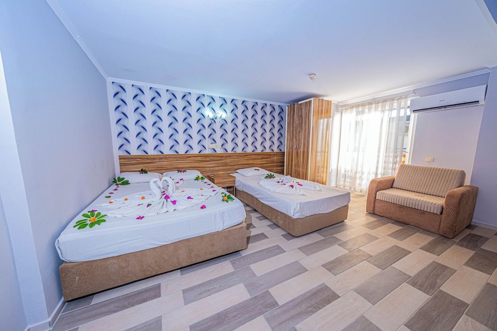 Elysium Elite Hotel&Spa 2