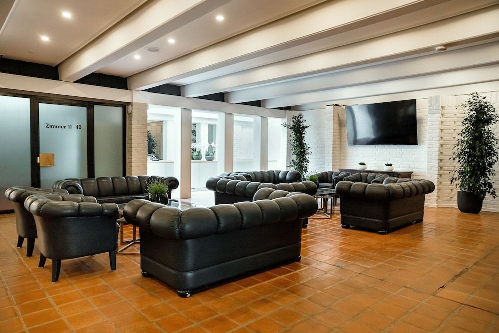 Seehotel am Tankumsee 3