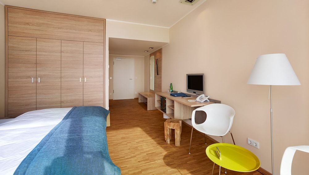 Strandhotel Senftenberger See 3