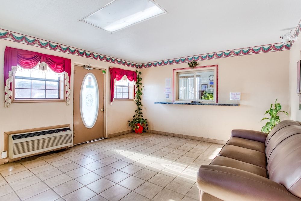 OYO Hotel Bald Knob near Searcy AR 3