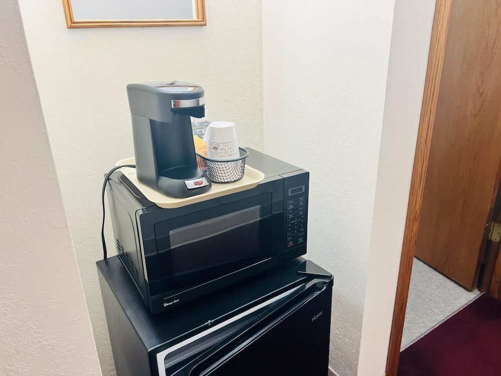 Villa Inn Motel Near Hwy 12 WI Capital O 3