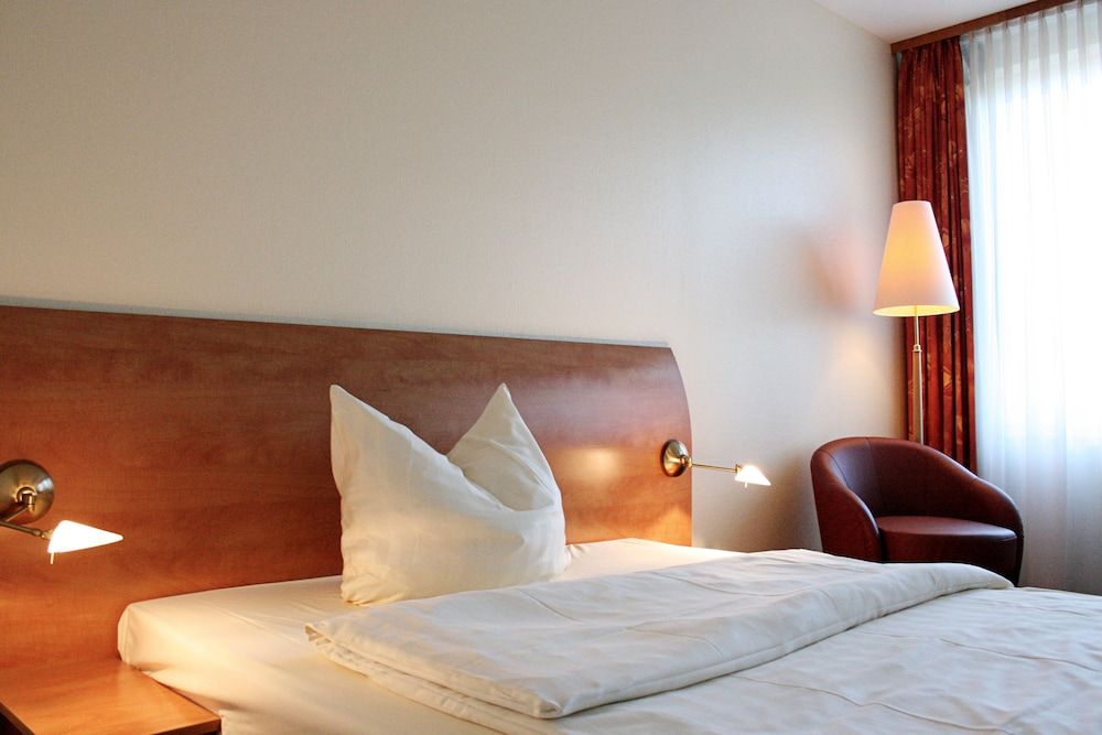 Mercure Hotel Itzehoe Klosterforst 3