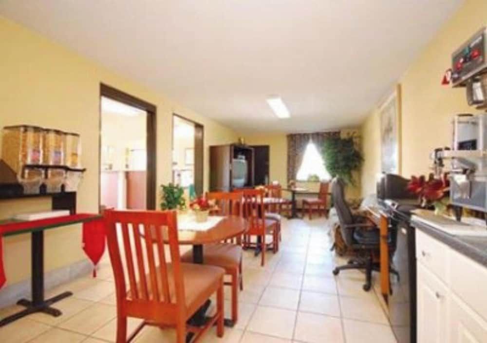 OYO Hotel Richburg SC I-77 3