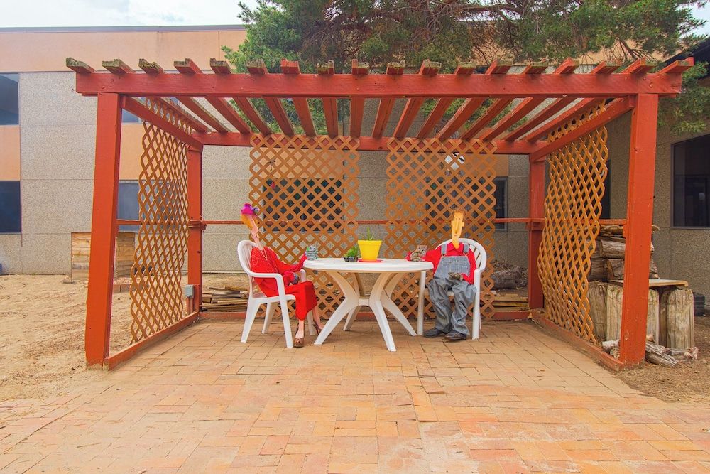 HomeTown Inn by OYO - Liberal, KS 3