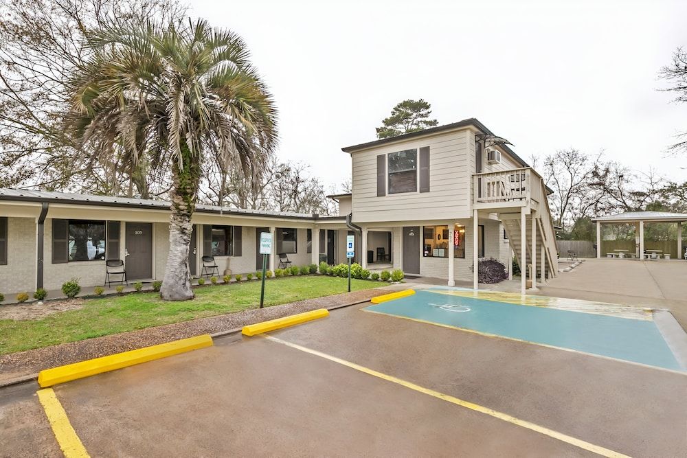 OYO Hotel Sulphur LA Hwy 90 West 2 estrelas em Sulphur