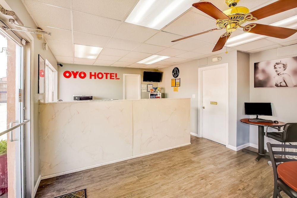 OYO Hotel Texarkana North Heights AR Hwy I-30 2
