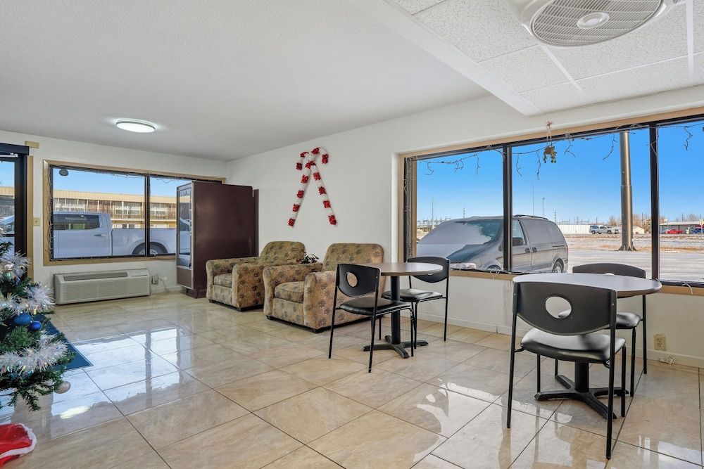 Devils Lake Inn By OYO Near Devils Lake Regional Airport 2