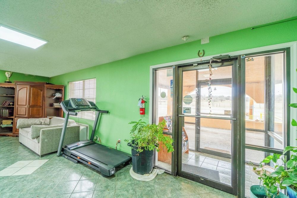 Executive Inn By OYO Mineral Wells US-180 3