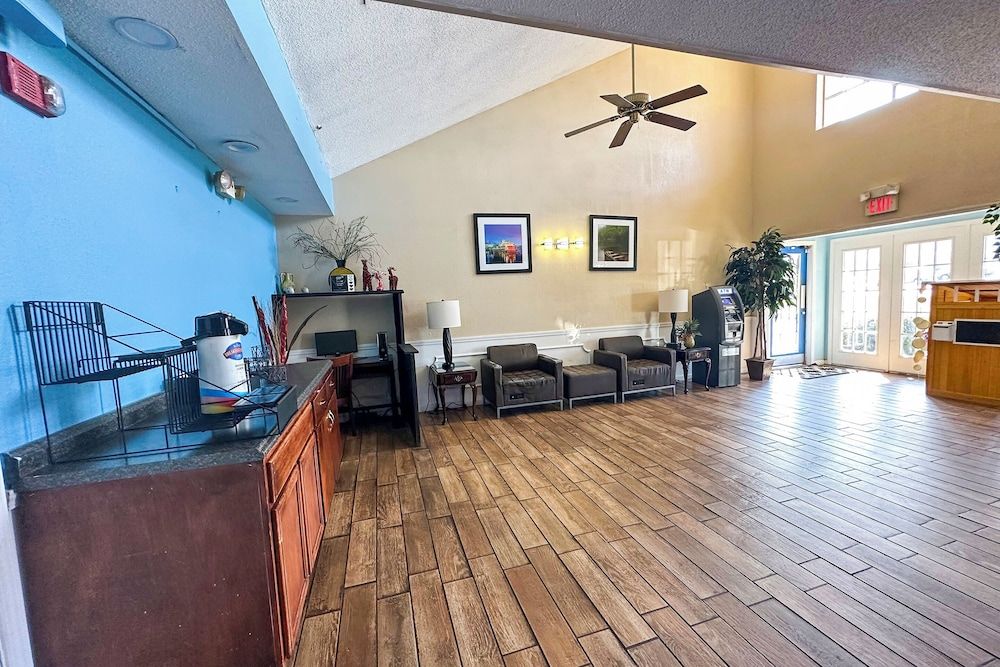 Bonita Lakes Inn by Capital O Meridian I20 3