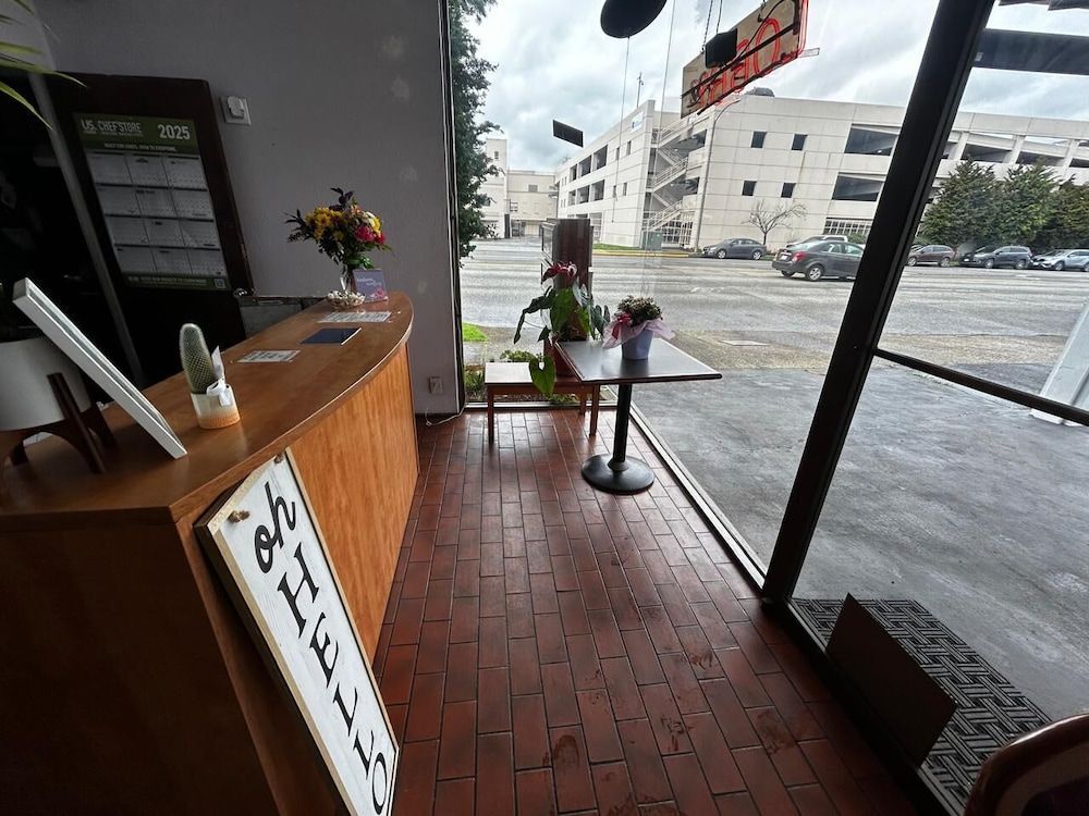 Travelers Inn by OYO Longview Kelso 3