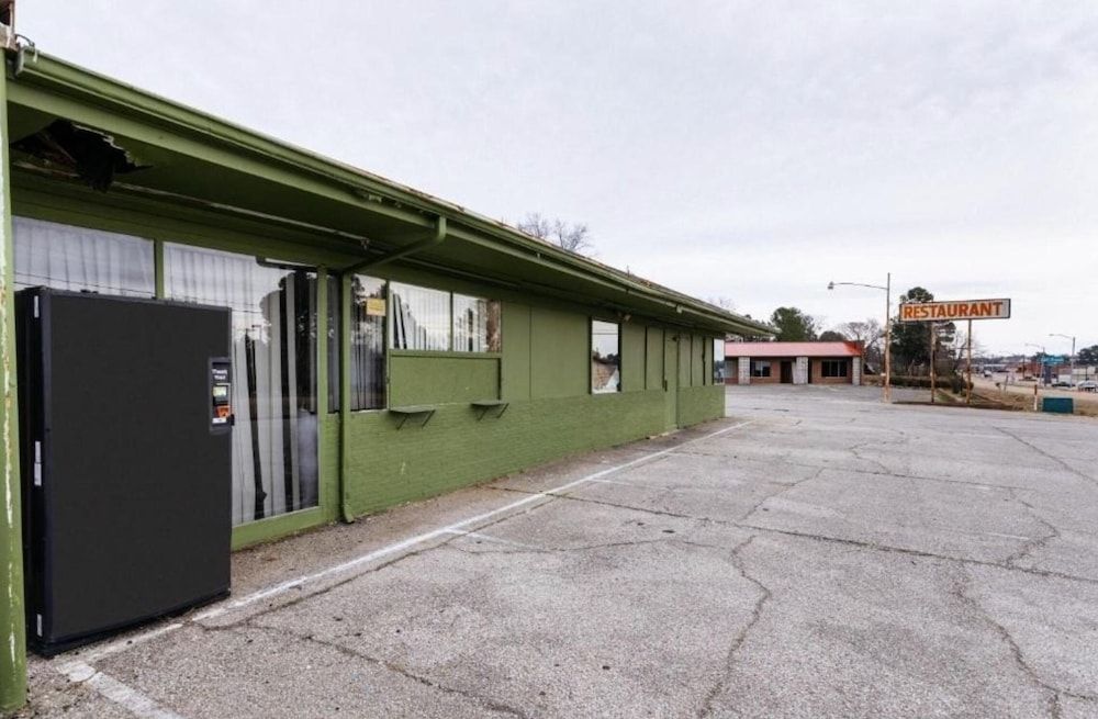 Hotel Holly Springs MS by OYO Rooms 2