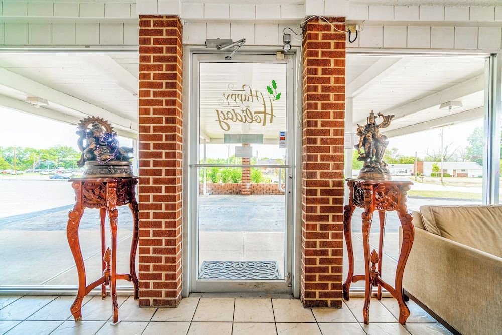 Lamplighter Inn Independence 2