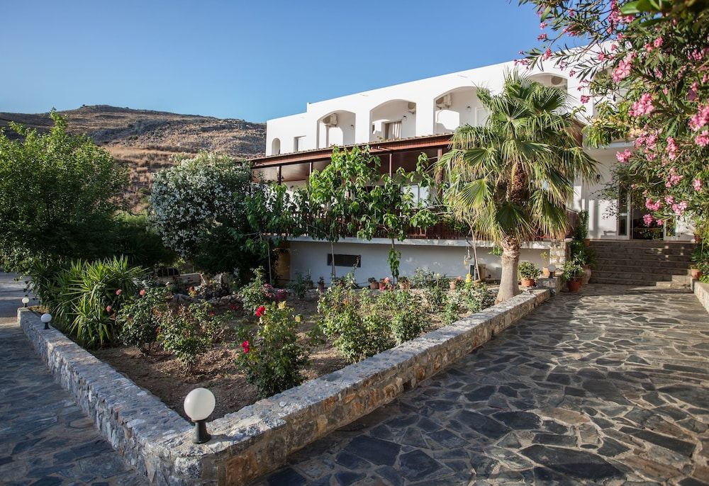 Ammoudi Hotel 2 estrelas em Damnoni