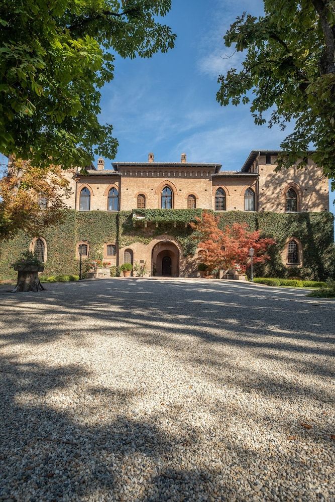 Il castello di San Gaudenzio 4 estrelas em Cervesina
