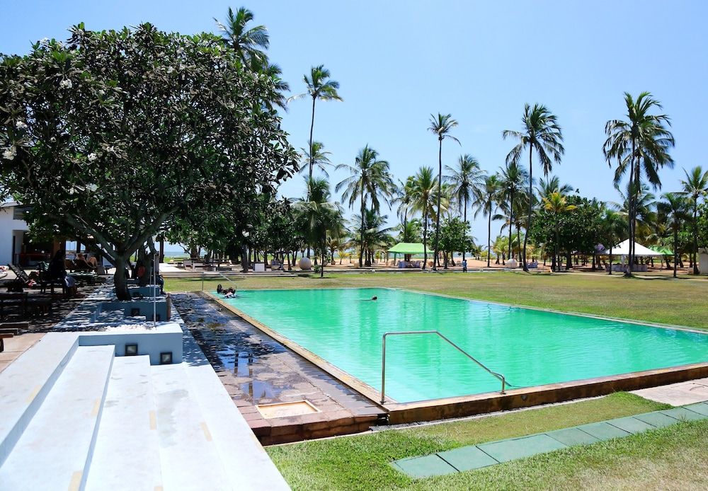 Pegasus Reef - A Beach Resort in Colombo 1