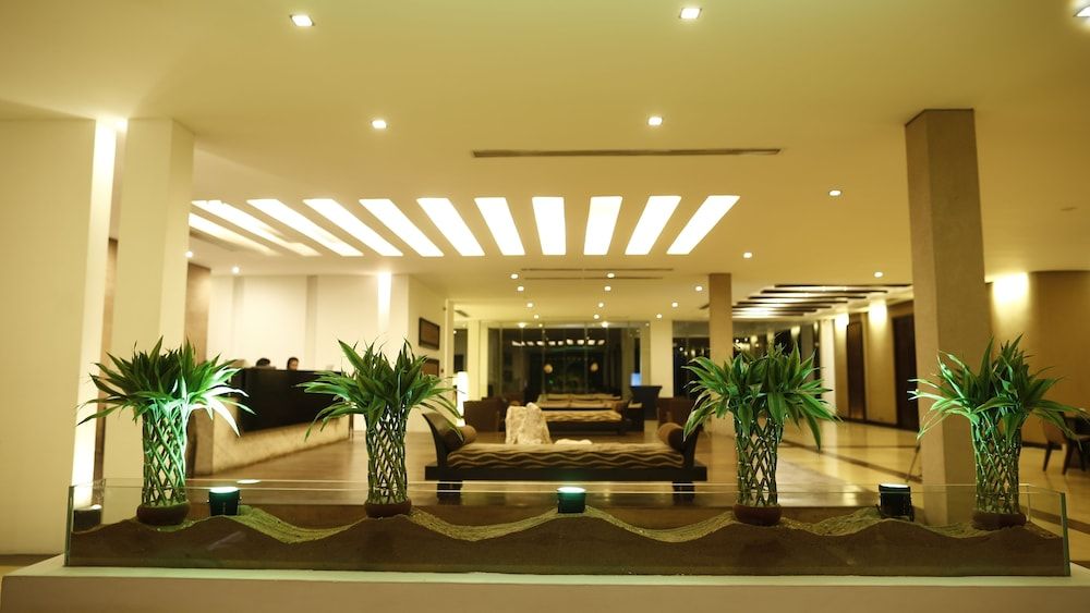 Pegasus Reef - A Beach Resort in Colombo 2