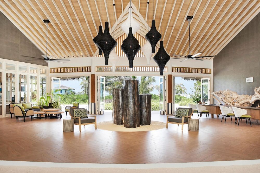 Le Meridien Maldives Resort & Spa 3
