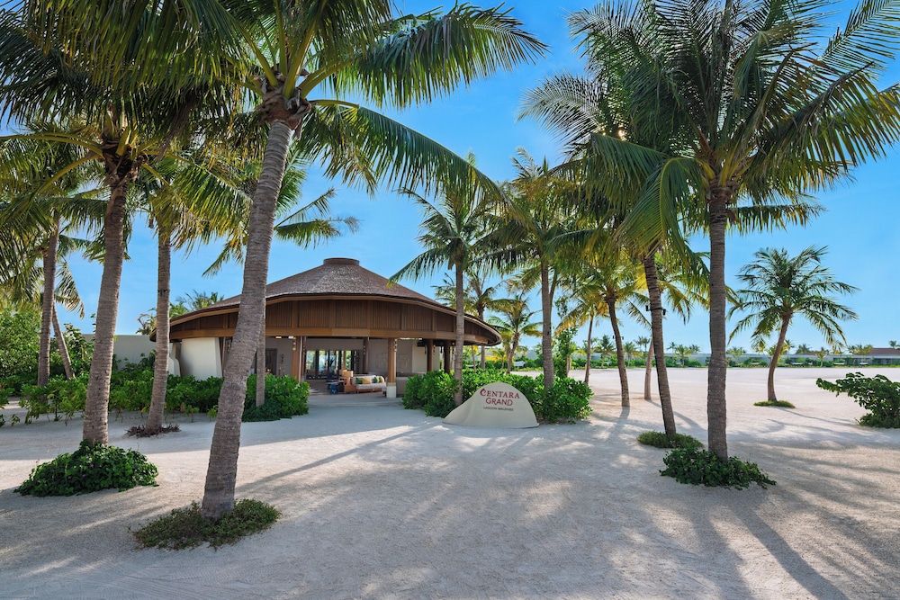 Centara Grand Lagoon Maldives 2