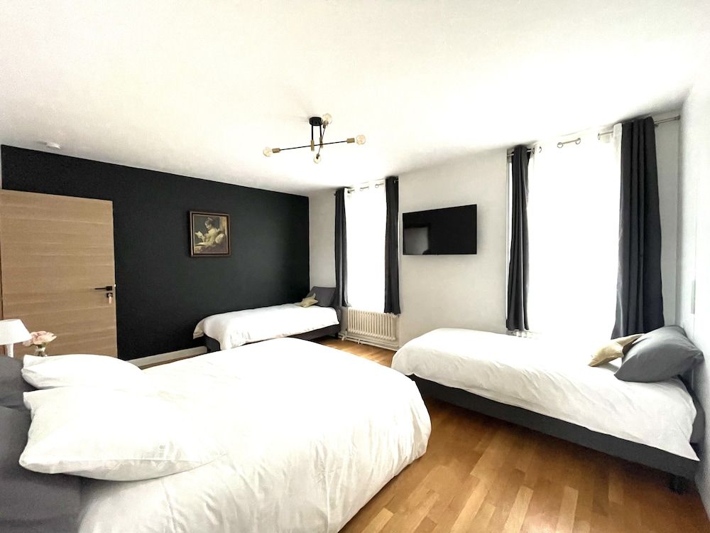 La Demeure des H√¥tes -1 étoiles à Couilly-Pont-aux-Dames