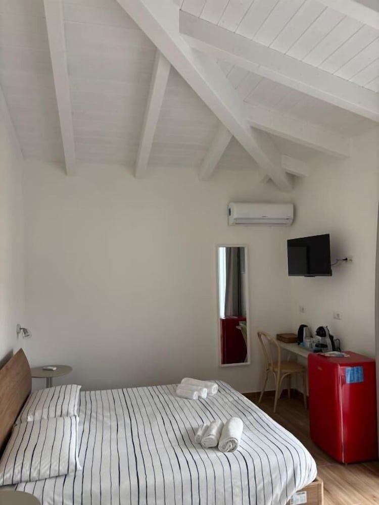 Domo IL Tramonto Giba 2