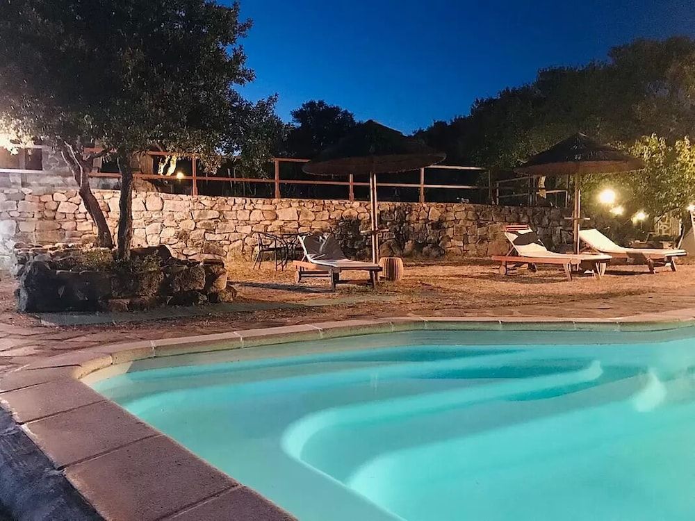 Il Nuraghe Del Lago Coghinas -1 estrelas em Oschiri