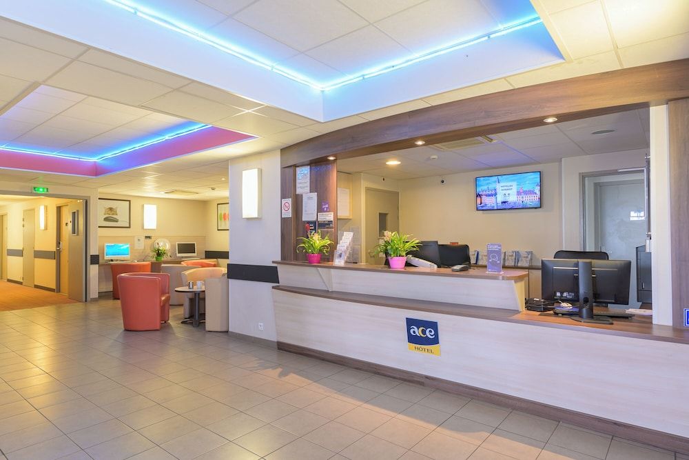 ACE Hôtel Paris Roissy 2