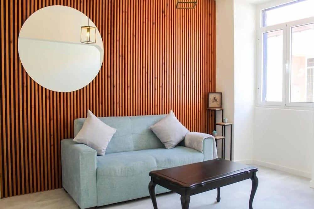 House of Stars -1 estrelas em Achada