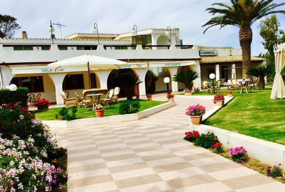 Complesso Il Saraceno 3 estrelas em Torre delle Stelle