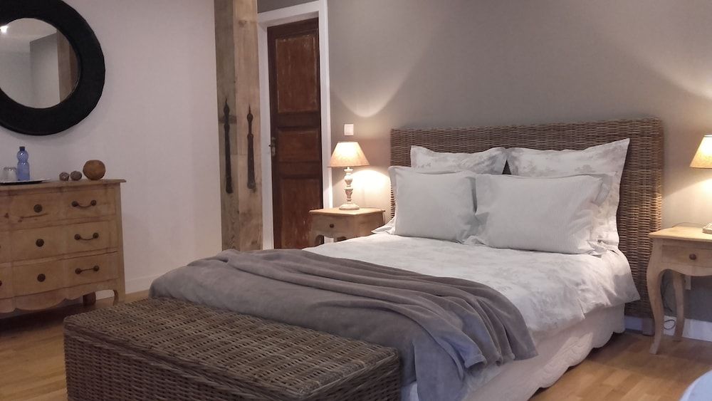 Côté Cour Bischwihr Colmar 2