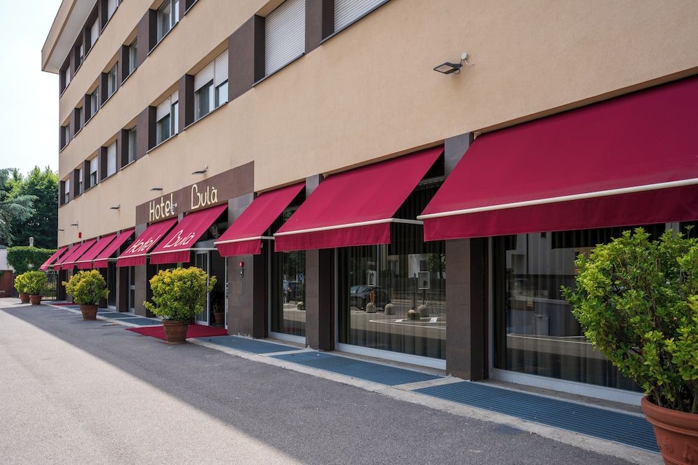 Hotel Bulà 4 estrelas em Bollate