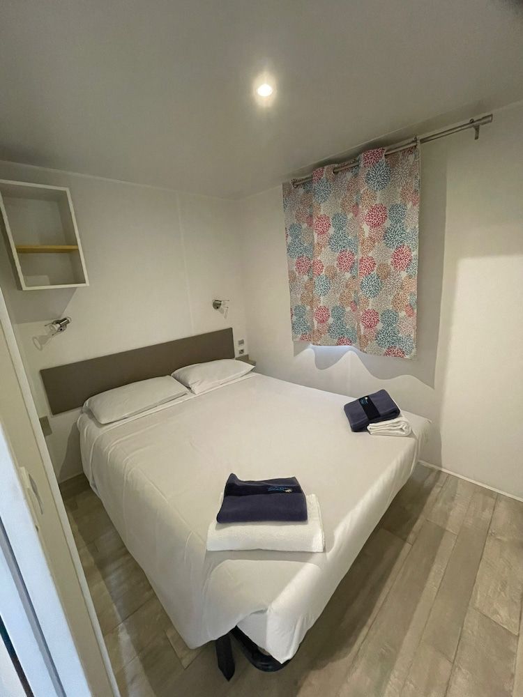 Happy Camp in Camping Iscrixedda 3