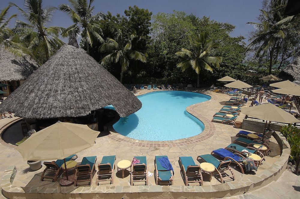 Pinewood Beach Resort and Spa 4 étoiles à Diani Beach