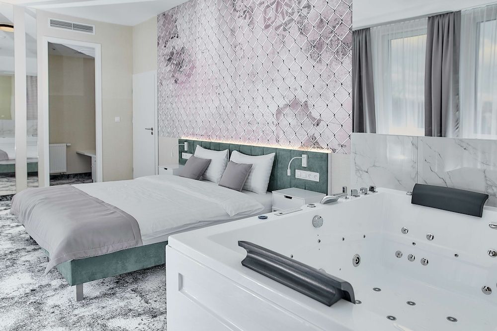 Tulip Inn Zyrardow 3 étoiles à Żyrardów