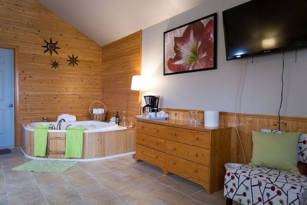 Middle Brook Cottages & Chalets 3