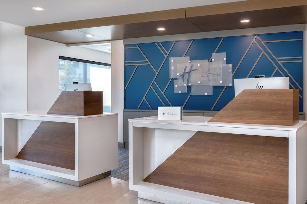 Holiday Inn Express And Suites Alton St Louis Area 2