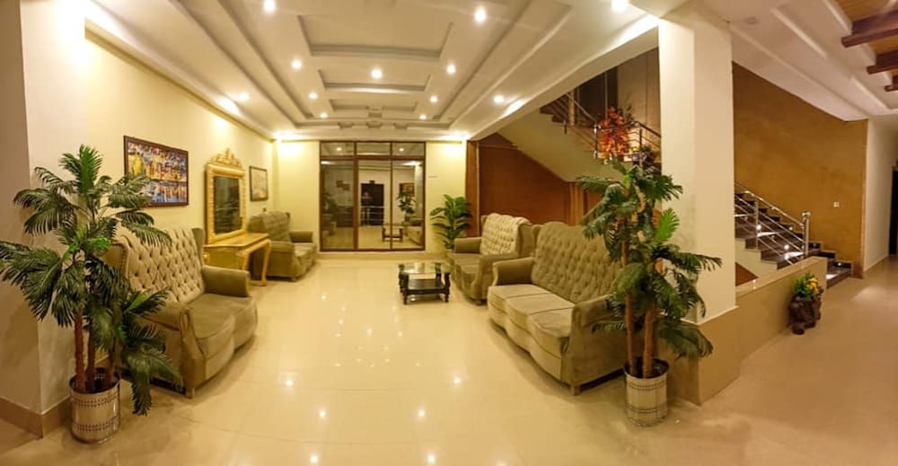 Grand Heritage Hotel Naran 3