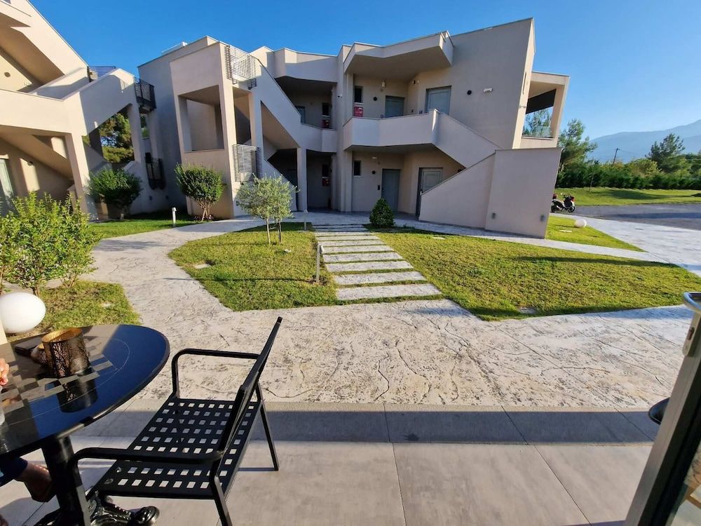 Olympus Pantheon - Olympian Collection -1 estrelas em Plaka Litochorou