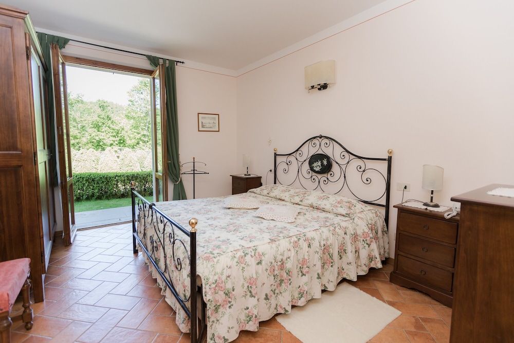 Borgo Caiano Country Inn 3