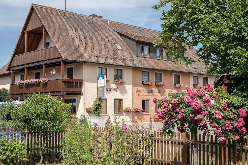 Gasthof Zur frohen Einkehr -1 estrelas em Reichardsroth