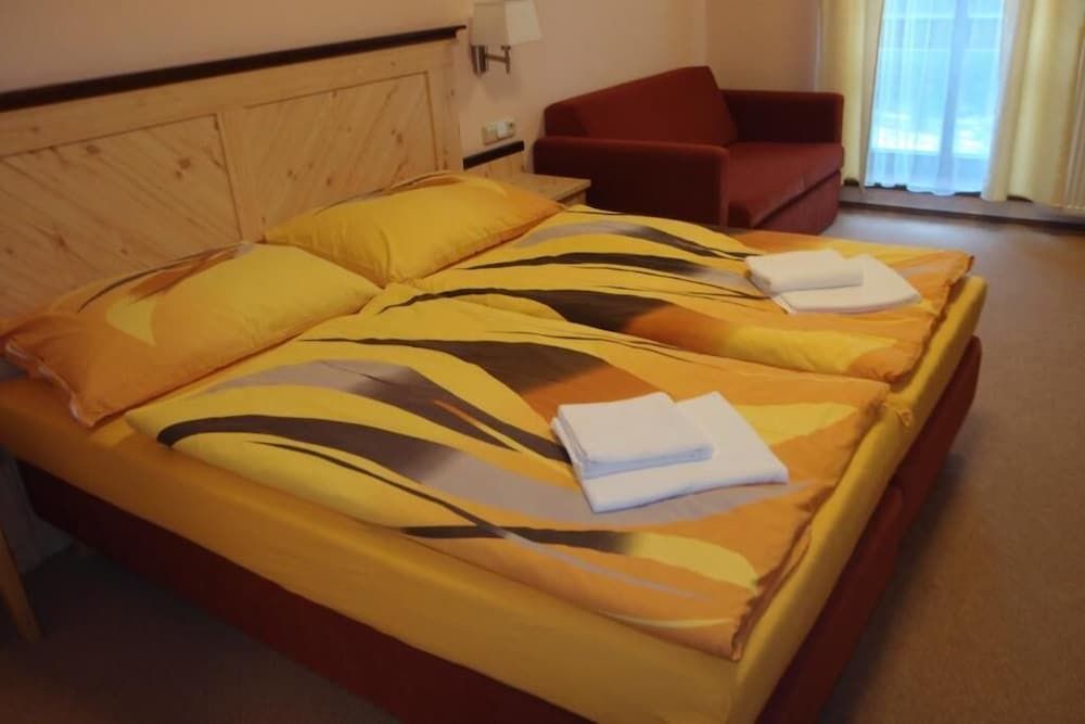 Hotel ObaÔøΩa Sud 3