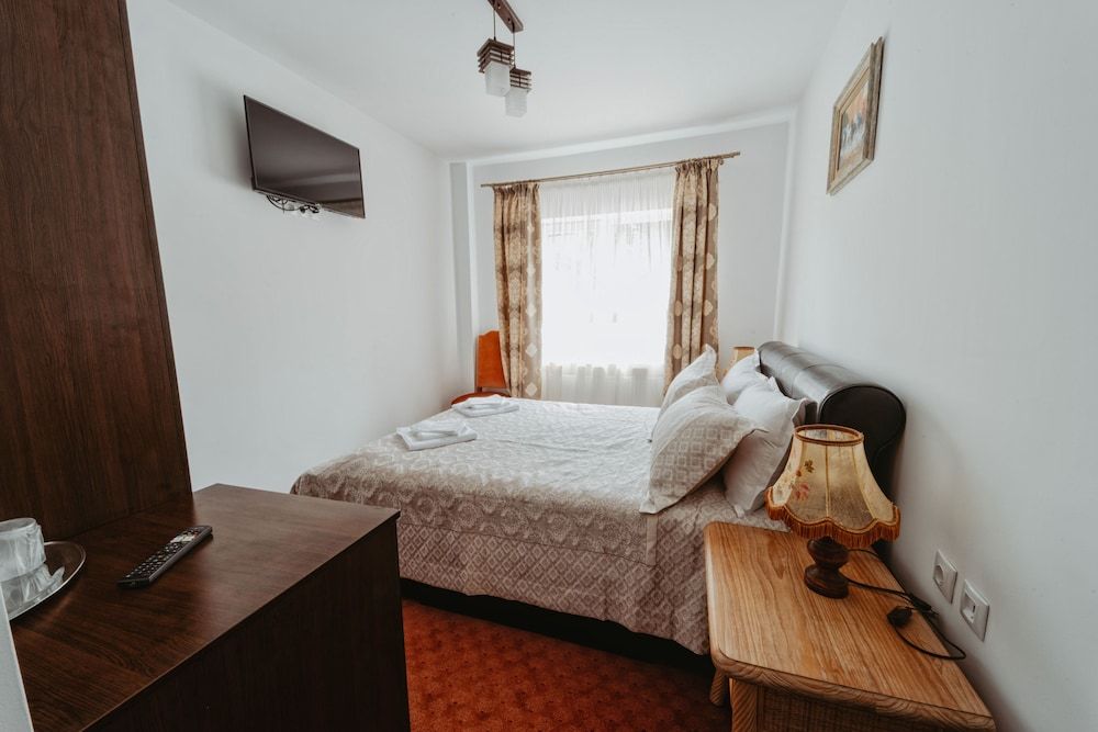 Complex Turistic Constantin Bucovina 3