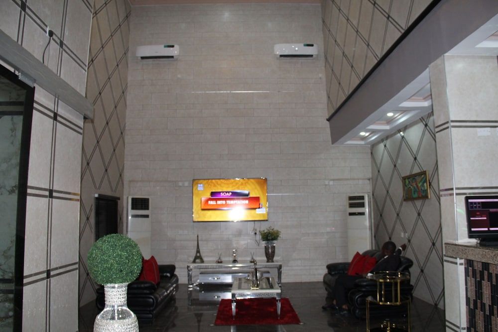 Choice gate Hotel and Suites 2