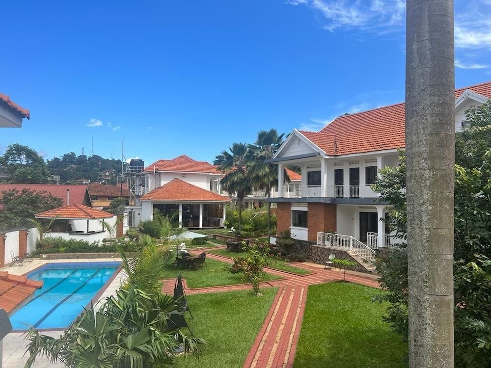 Infinity Hotel Kampala 4 estrelas em Kampala