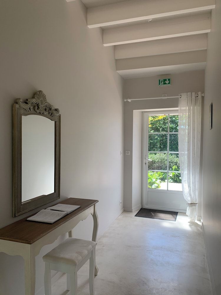 Le Clos de la Court d Aron 2