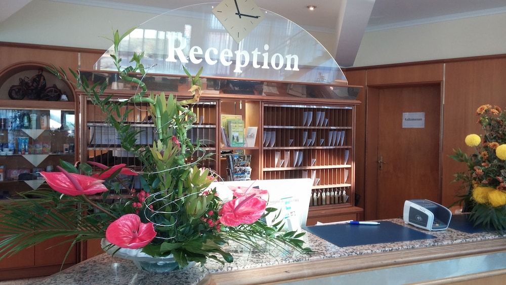 AVALON Hotelpark Königshof 2